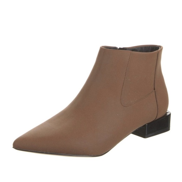 Shoes - NEW! Leather Vivienne Hu Boots